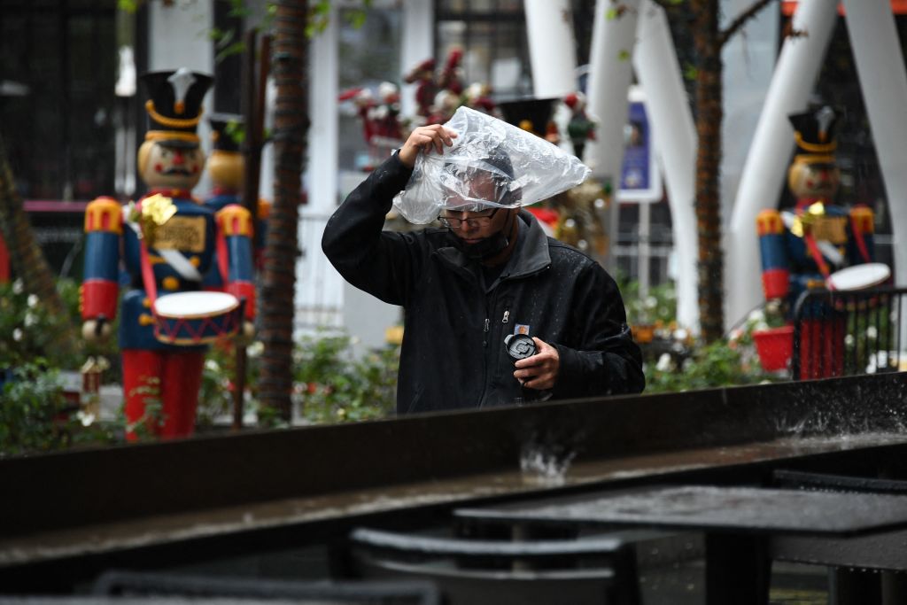 Christmas Weather Forecast Storm To Bring Plowable Snow To Rockies