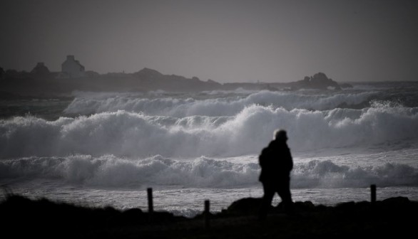  Ocean waves