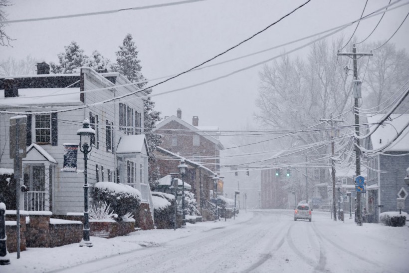 Northeast Winter Storm Disrupts Travel Across Us, Cancels Over 1,000 Flights