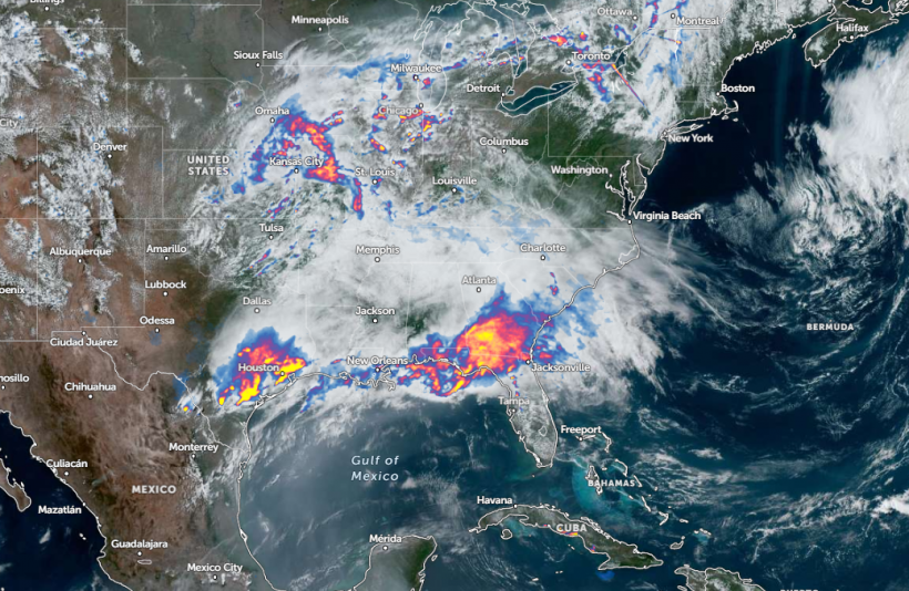 Zoom Earth Satellite via NOAA - NESDIS