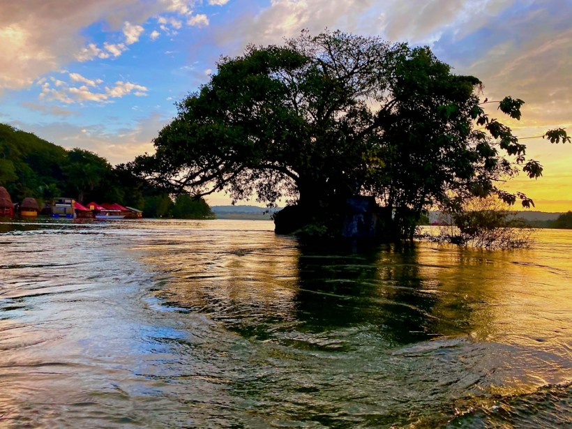 The Nile., Nile Crescent, Uganda