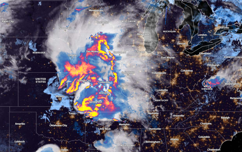 Zoom Earth Satellite via NOAA - NESDIS