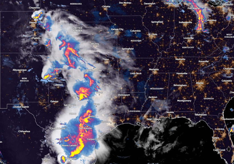 Zoom Earth Satellite via NOAA - NESDIS