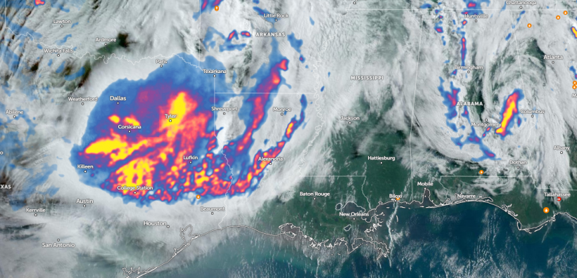 Zoom Earth Satellite via NOAA - NESDIS