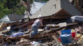 Powerful Iowa Tornadoes Leave Death And Destruction In Their Wake