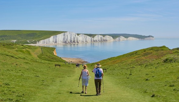 Nature's Embrace: The Profound Benefits of Outdoor Experiences for the Elderly