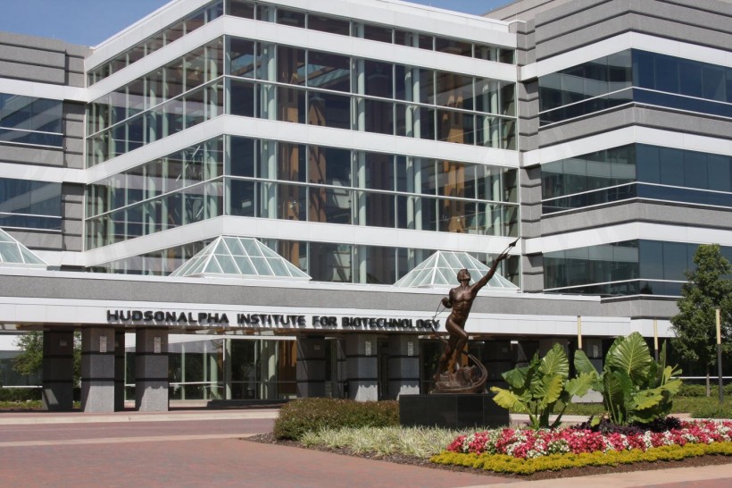 THE HUDSONALPHA INSTITUTE FOR BIOTECHNOLOGY IS A NONPROFIT GENOMICS AND GENETICS RESEARCH INSTITUTE IN HUNTSVILLE, AL.