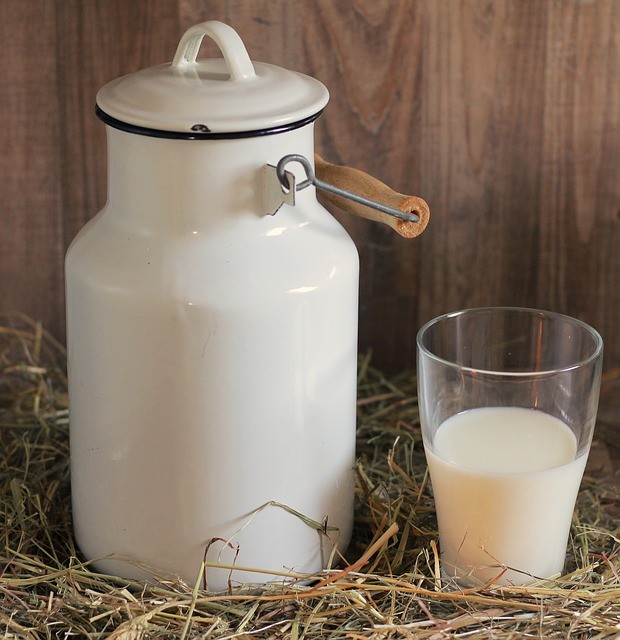 New Study Says Unpasteurized Milk Harbors Many Drug-Resistant Genes