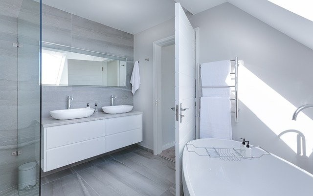 Bathroom Styles with Laminate Flooring 