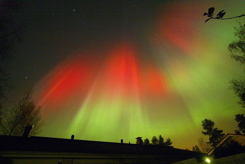 The magnetic solar storm arranged a colorful show