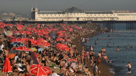 BRITAIN-CLIMATE-WEATHER-HEAT